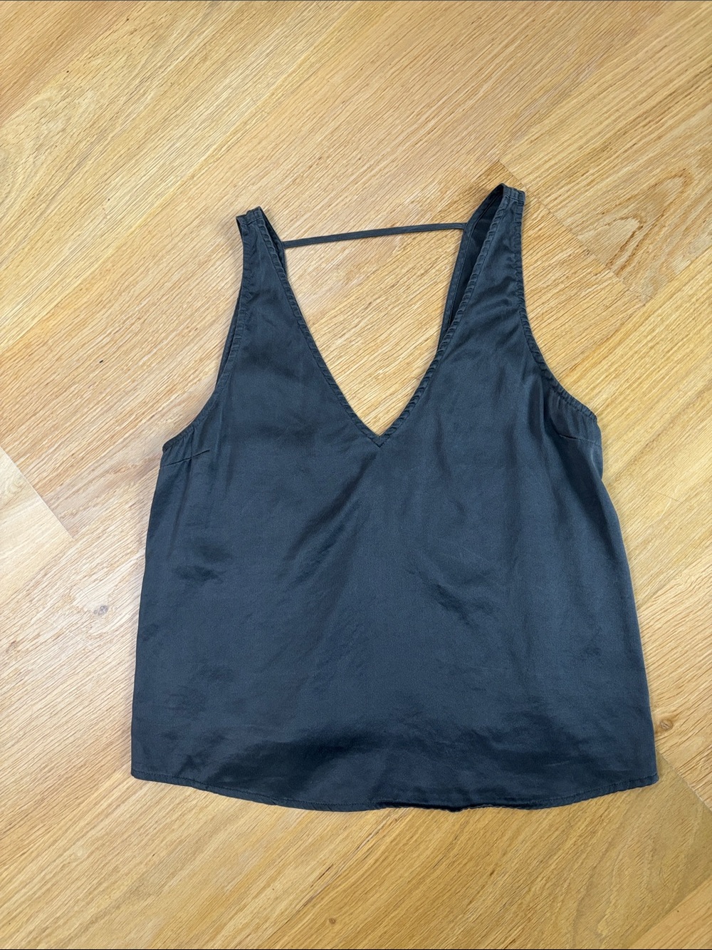 Lunya Silk V-Tank